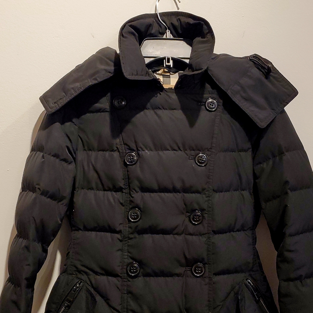 Burberry Brit Quilted Ashwick Puffer Down Coat in Black - Picture 3 of 11